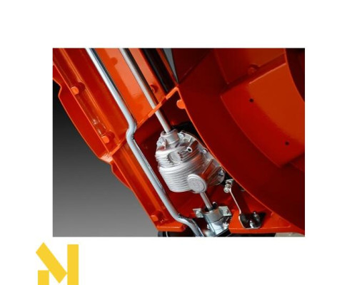 Газонокосарка бензинова Husqvarna LC 551SP