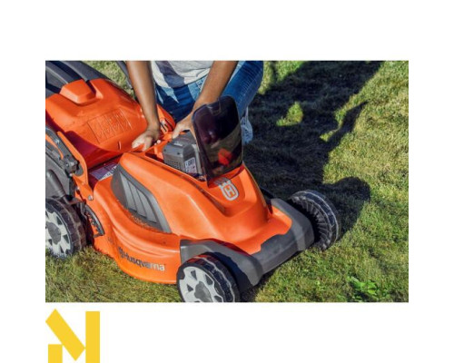 Газонокосарка акумуляторна Husqvarna LC 141i KIT