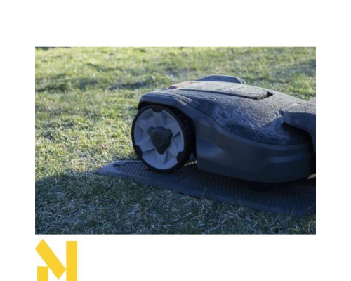 Газонокосарка-робот Husqvarna AM 450X NERA з системою Husqvarna EPOS™