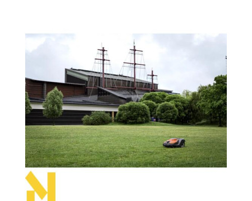 Газонокосарка-робот Husqvarna AM 550 EPOS