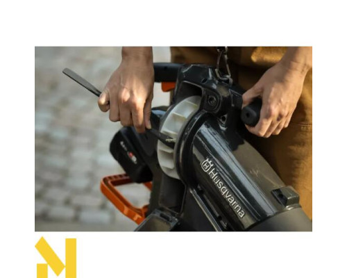 Пилосос-повітродувка садова акумуляторна Husqvarna Aspire BVX-P4A KIT