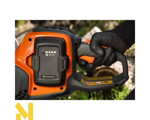 Пила ланцюгова акумуляторна Husqvarna 242i KIT