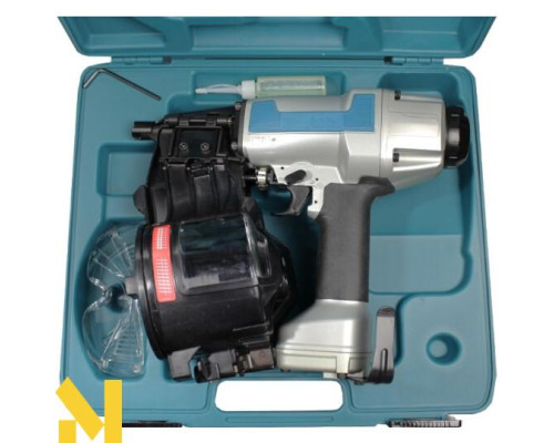 Цвяхозабивач пневматичний Makita AN621