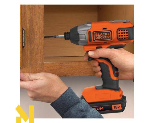 Набір з двох інструментів Black&Decker BCK21S1S