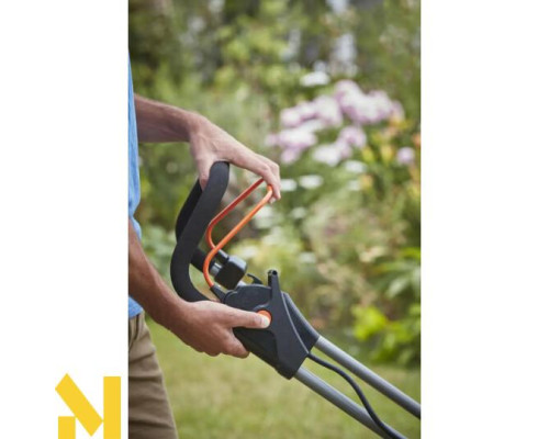 Газонокосарка акумуляторна Black&Decker BCMW3336L1