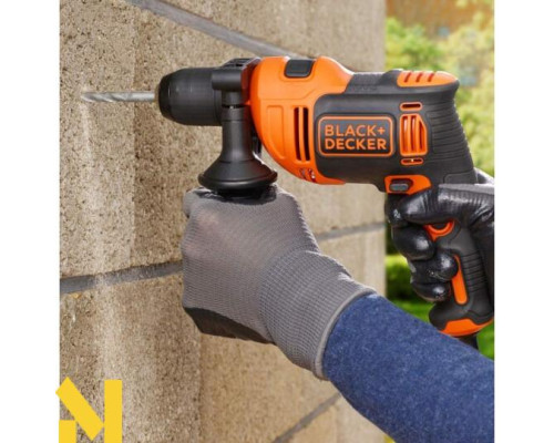 Дриль ударна мережева Black&Decker BEH550