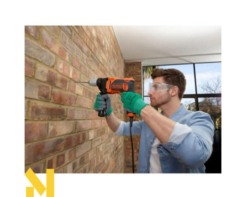 Дриль ударний Black&Decker BEH850
