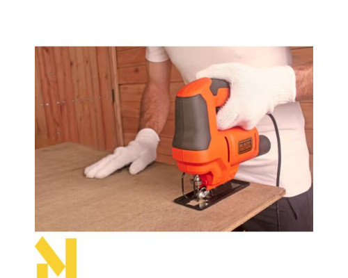 Лобзик електричний Black&Decker BES603