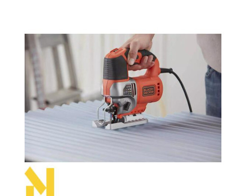 Лобзик електричний BLACK&DECKER BES610K