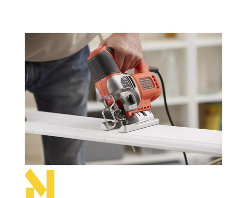 Лобзик електричний BLACK&DECKER BES610K