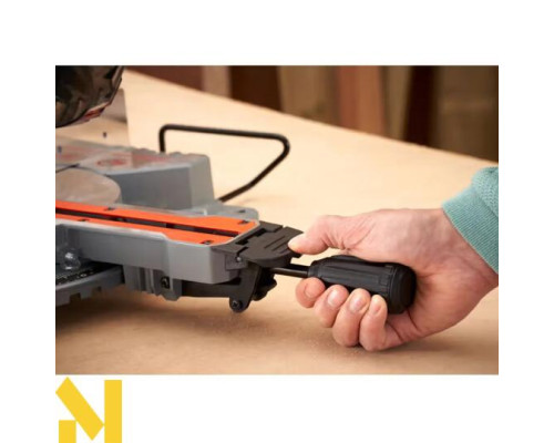 Пила торцювальна мережева Black&Decker BES702