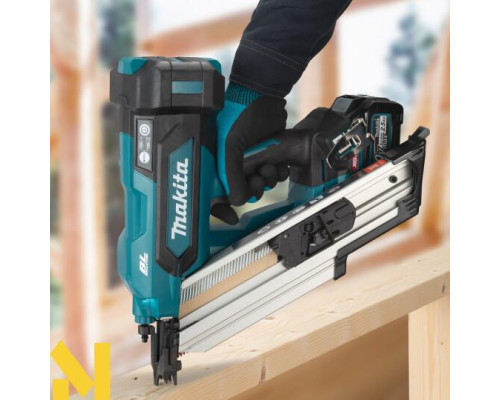 Цвяхозабивач акумуляторний Makita BN001GD201