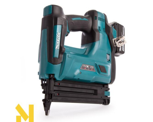 Цвяхозабивач акумуляторний Makita DBN500RFE