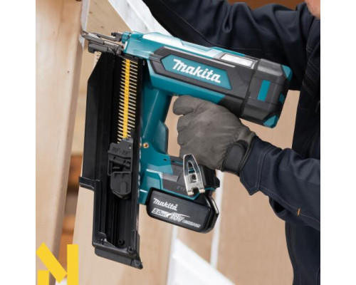 Цвяхозабивач акумуляторний Makita DBN901ZK (без АКБ та ЗП)