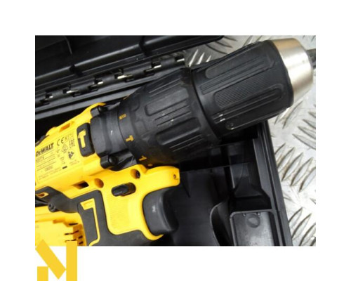 Дриль-шуруповерт з ударом DeWALT DCD778D2T