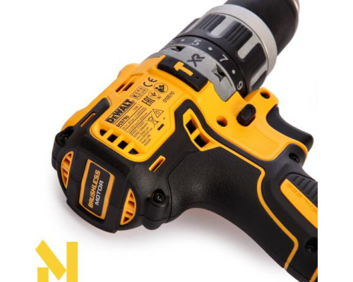 Безщітковий ударний дриль-шуруповерт DeWalt DCD796D2