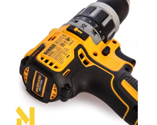 Ударний дриль-шуруповерт DeWalt DCD796NT