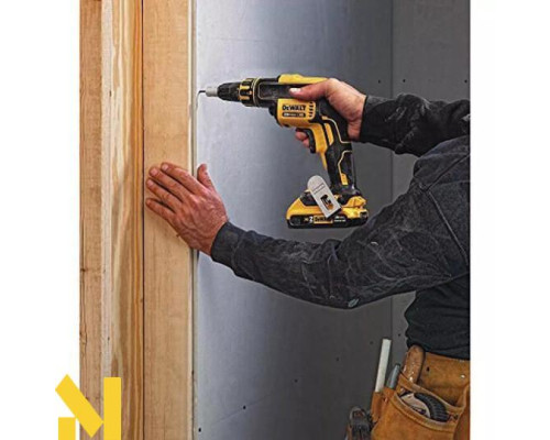 Шуруповерт акумуляторний DeWalt DCF620D2