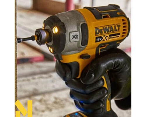 Гвинтоверт акумуляторний DeWALT DCF888P2B