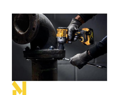 Гайковерт акумуляторний DeWALT DCF922NT (без АКБ та ЗП)