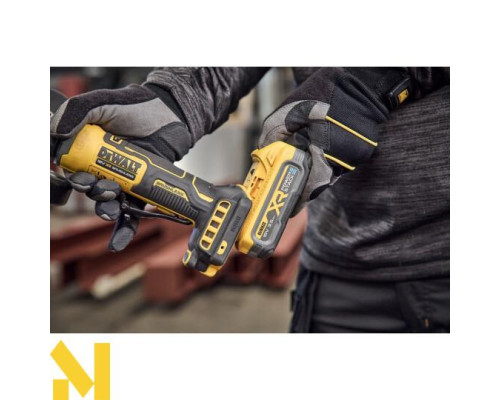 Болгарка (кутова шліфмашина) акумуляторна DeWALT DCG404S2T