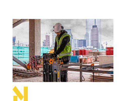 Болгарка (кутова шліфмашина) акумуляторна DeWALT DCG418T2