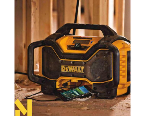 Радіоприймач/зарядний пристрій гібридний DeWALT DCR027 (без АКБ)