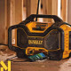 Радіоприймач/зарядний пристрій гібридний DeWALT DCR027 (без АКБ)