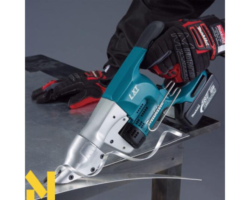 Ножиці листові акумуляторні Makita DJS130Z (без АКБ та ЗП)