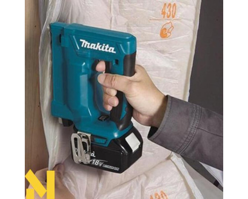 Степлер акумуляторний Makita DST112Z (без АКБ та ЗП)