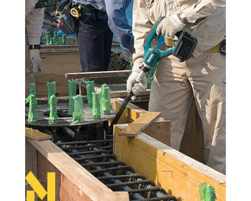 Вібратор акумуляторний Makita DVR450RTE