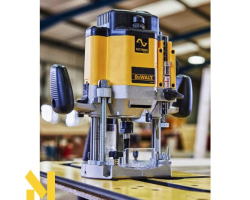 Фрезер DeWalt DW625E