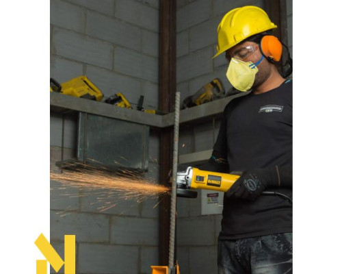 Болгарка (кутова шліфмашина) DeWALT DWE4119