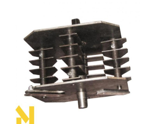 Подрібнювач садовий бензиновий Hecht 6421