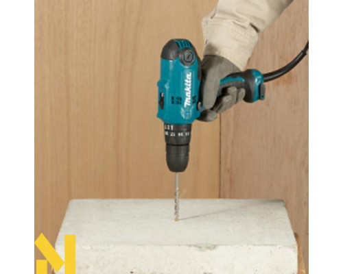 Дриль-шуруповерт мережевий Makita HP0300