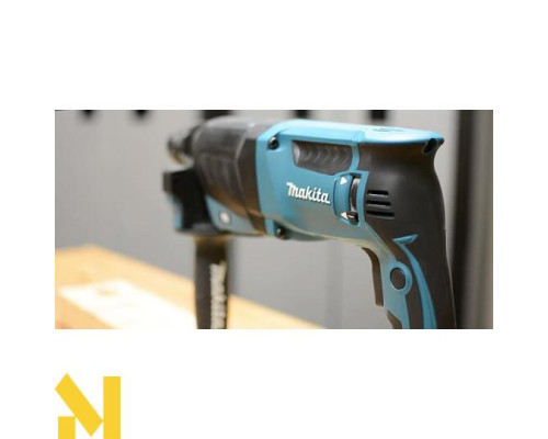 Перфоратор Makita HR2630
