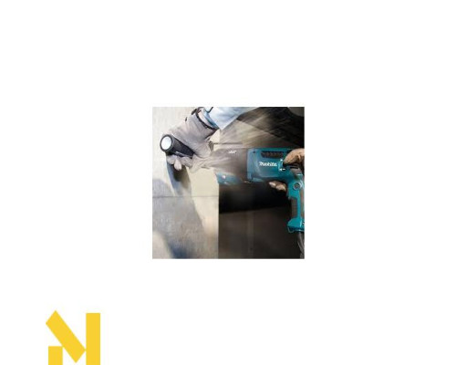 Перфоратор Makita HR2631F