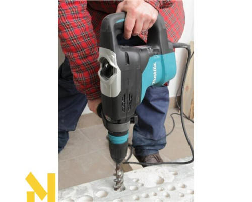 Перфоратор Makita HR4003C