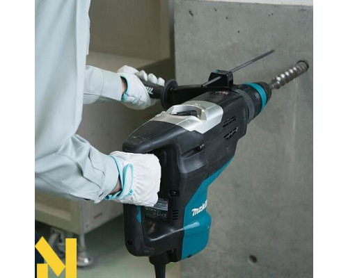 Перфоратор Makita HR5202C