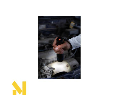 Ліхтар світлодіодний Hoegert HT1E414