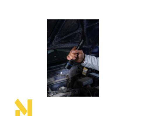 Ліхтар світлодіодний Hoegert HT1E416