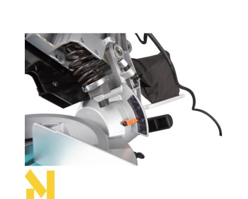 Пила торцювальна Makita LH1201FL