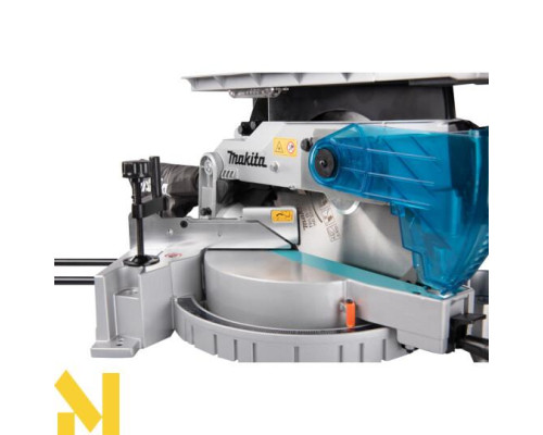 Пила торцювальна Makita LH1201FL