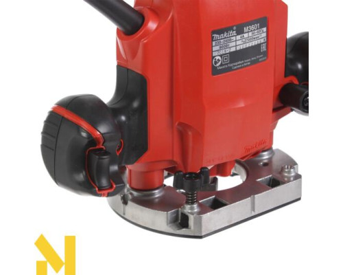 Фрезер Makita M3601