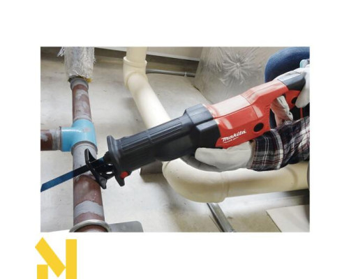 Пила шабельна Makita M4500