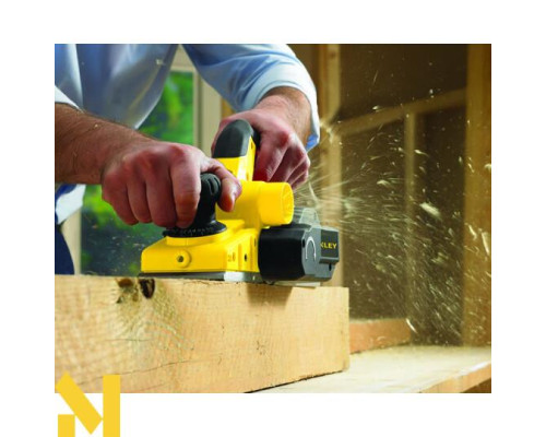 Рубанок електричний Stanley STPP7502