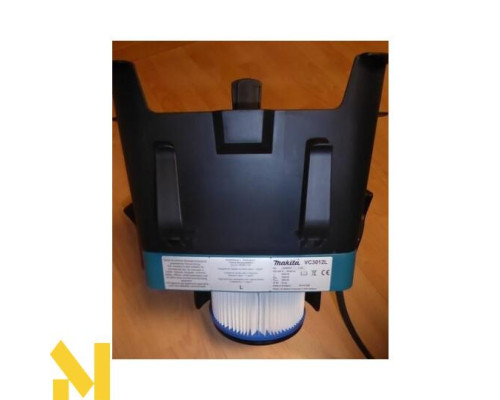 Пилосос Makita VC3012L