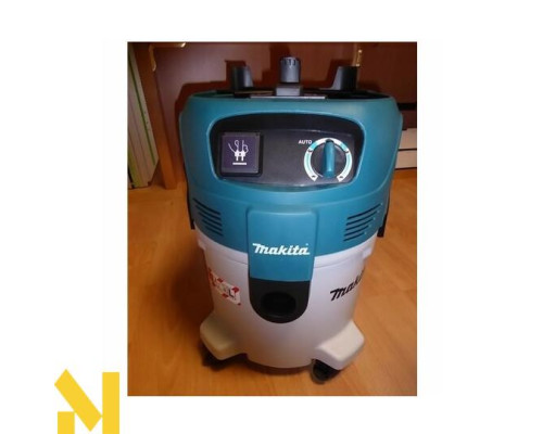Пилосос Makita VC3012L