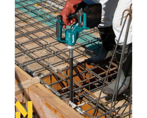 Віброущільнювач для бетону акумуляторний Makita VR001GZ (без АКБ та ЗП) + вал гнучкий Makita (1910E3-1)